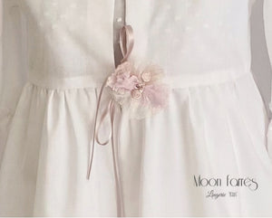 Bata Lenceria Niña. Regalos Comunión. Modelo Halia. Hada del Estilo.