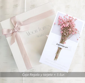 Camisetas Chic de Niña. Perfumes en flor. Regalos Comunión.